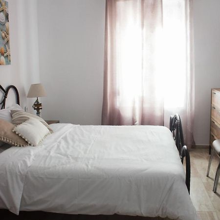 Blue Island Apartment Batsi  Bagian luar foto
