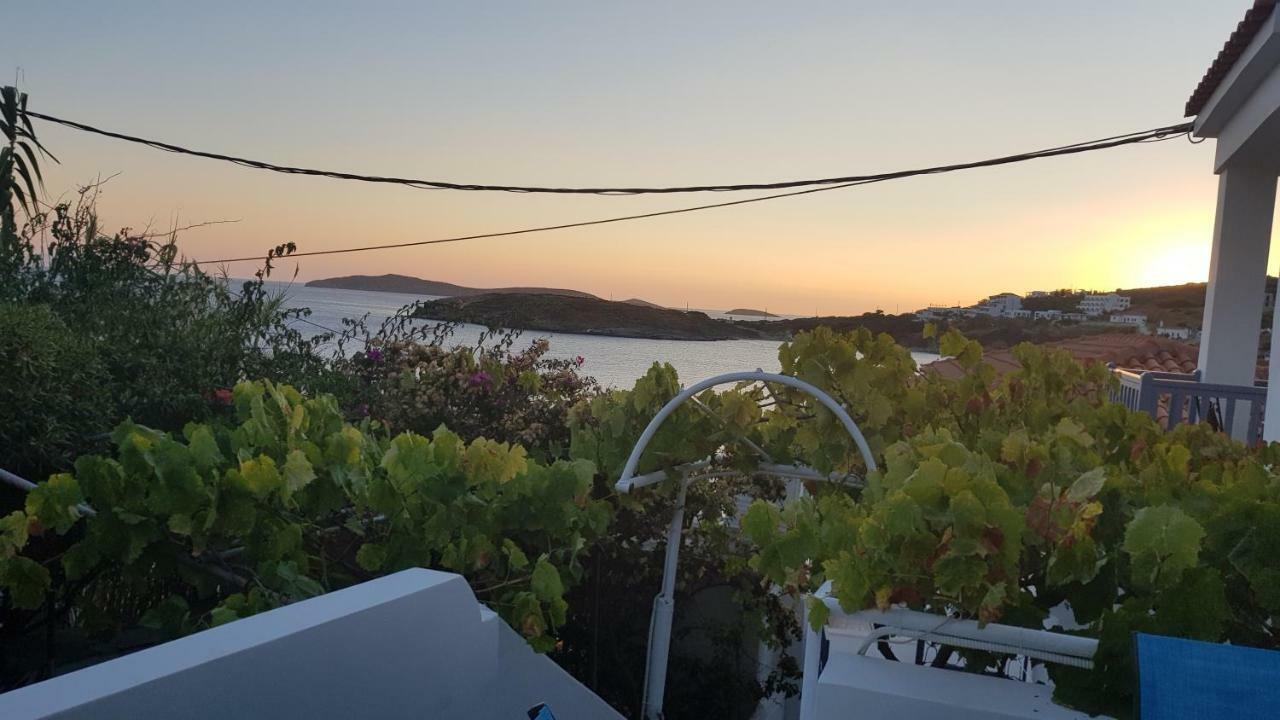 Blue Island Apartment Batsi  Bagian luar foto