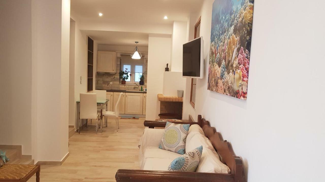 Blue Island Apartment Batsi  Bagian luar foto