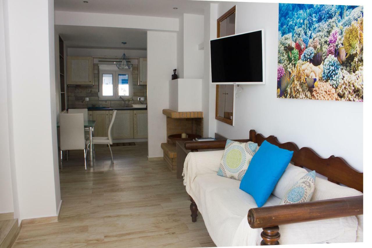 Blue Island Apartment Batsi  Bagian luar foto