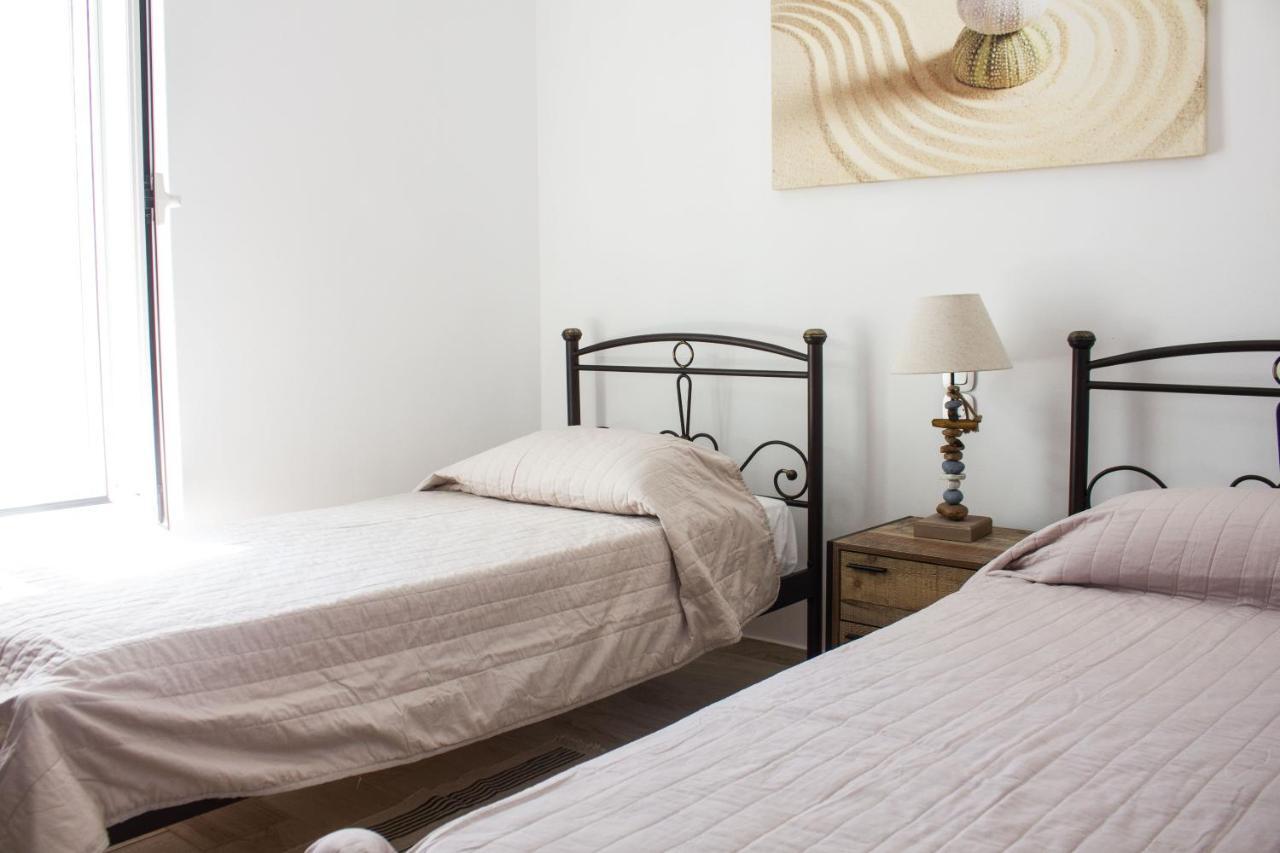 Blue Island Apartment Batsi  Bagian luar foto